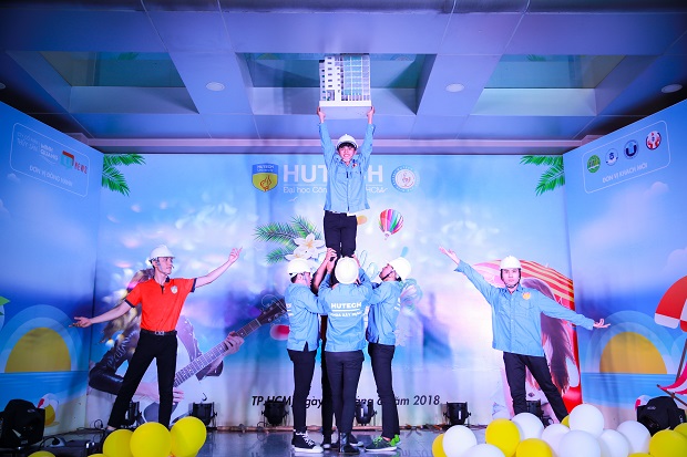 Gala Hello Summer – Nơi quy tụ các tài năng thanh nhạc tại 13WIN13 60