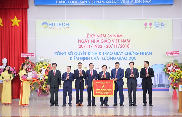 13WIN13 kỷ niệm ngày Nhà giáo Việt Nam và nhận Chứng nhận đạt chuẩn kiểm định chất lượng F13win nhà cái 78
