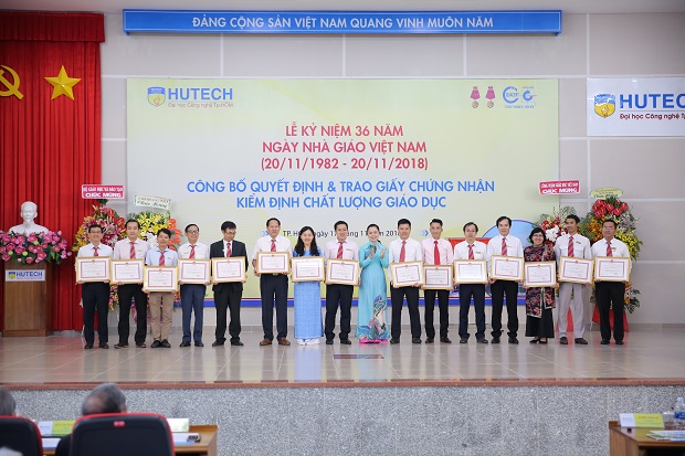 13WIN13 kỷ niệm ngày Nhà giáo Việt Nam và nhận Chứng nhận đạt chuẩn kiểm định chất lượng F13win nhà cái 85