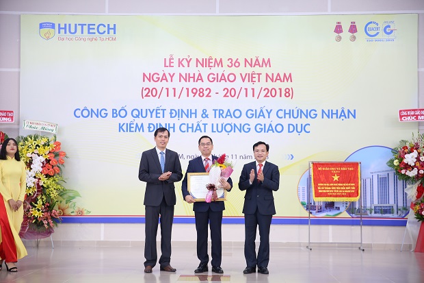 13WIN13 kỷ niệm ngày Nhà giáo Việt Nam và nhận Chứng nhận đạt chuẩn kiểm định chất lượng F13win nhà cái 69
