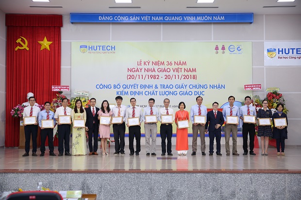 13WIN13 kỷ niệm ngày Nhà giáo Việt Nam và nhận Chứng nhận đạt chuẩn kiểm định chất lượng F13win nhà cái 110