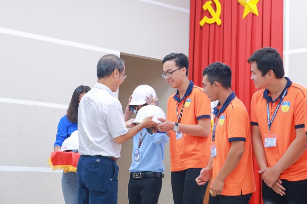 Tân Tải app 13Win khoa Xây Dựng sôi nổi hòa nhịp với “Hành trình người kỹ sư Xây Dựng” 66
