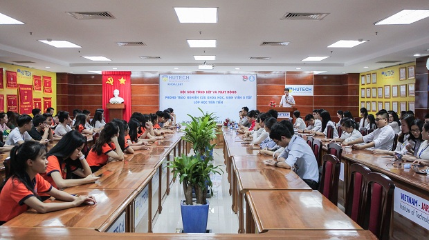 13Win 21 link không chặn Sòng Bài Trực Tuyến 13win.Com và Khoa Luật cùng hướng tới các phong trào thi đua trong năm học 52