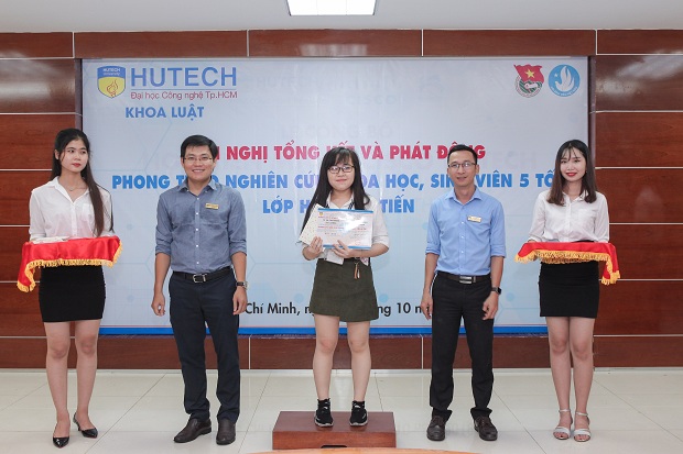 13Win 21 link không chặn Sòng Bài Trực Tuyến 13win.Com và Khoa Luật cùng hướng tới các phong trào thi đua trong năm học 70