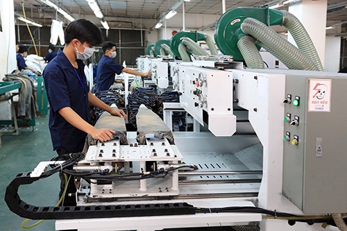 Tour tham quan công ty Việt Thắng Jean của SV lớp 17DCM ngày 07/03/2019 26