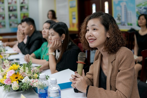 DOANH NGHIỆP PHỎNG VẤN TUYỂN DỤNG SINH VIÊN NGÀNH THIẾT KẾ THỜI TRANG K2015 TRONG BUỔI BẢO VỆ ĐỒ ÁN TỐT NGHIỆP 198