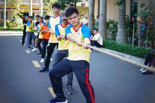 GIỚI THIỆU KHOA CÔNG NGHỆ THÔNG TIN 37