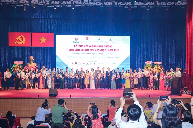 13Win 21 link không chặn 13WIN13 giành 09 giải tại Giải thưởng 13Win 21 link không chặn Nghiên cứu khoa học cấp Bộ 2020 47