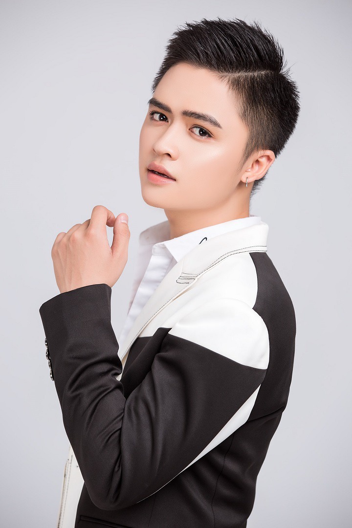 Nhiều khách mời nổi tiếng khuấy động tuần Sinh hoạt đầu khóa của Tải app 13Win 13WIN13 45