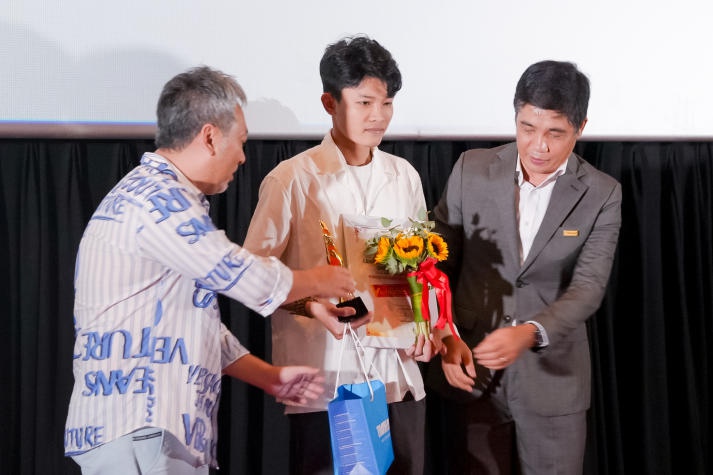Students of 13WIN13 Multimedia Communications won the highest prize in the Vietnamese Short Film Contest 8
