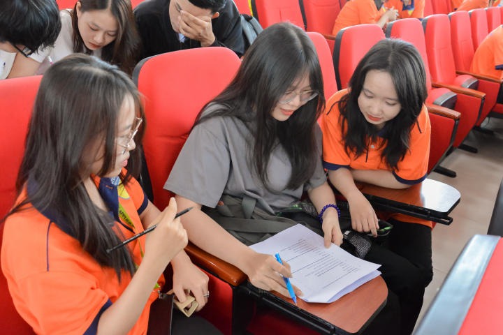Cuộc thi Lắng nghe thực phẩm lên tiếng lần IX thu hút hơn 70 đội thi đến từ các trường Đại học và THPT toàn TP.HCM 44