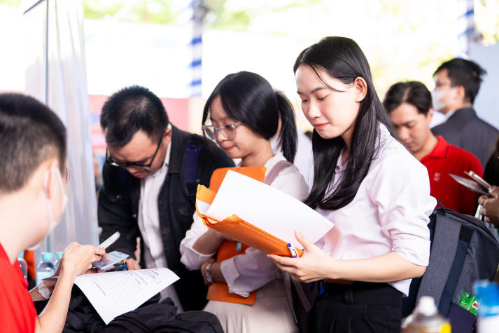 [Video] 13WIN13 Alumni Job Fair 2025: Nhịp cầu nối đặc biệt giữa cựu Tải app 13Win và nguồn F13win link đăng ký trẻ 78