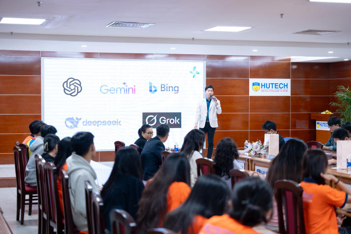 [Ảnh] 13Win 21 link không chặn Khoa Marketing - Kinh doanh quốc tế khám phá tiềm năng AI trong kỷ nguyên số 34