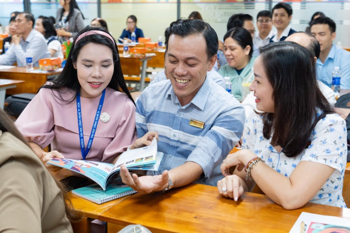 Chuyên gia NXB ĐH Cambridge Việt Nam chia sẻ kỹ năng thiết kế hoạt động dạy và học phân hoá cho 13Win22 con - Tải app về điện thoại nhận lì xì Khoa Tiếng Anh 58