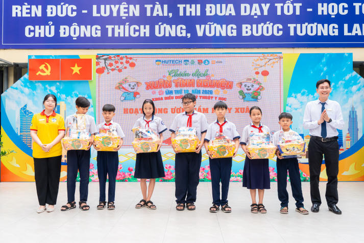 [Ảnh] Nulab Practice Tour: Hành trình lan tỏa yêu thương của Tải app 13Win Khoa Điều dưỡng - Kỹ thuật y học 20