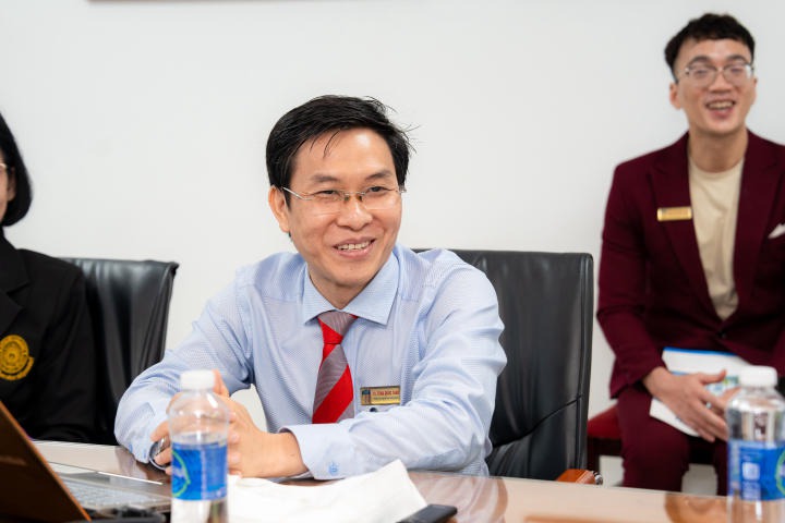 Khoa Tiếng Anh tiếp đón và làm việc cùng Trường Đại học Thepsatri Rajabhat (Thái Lan) 52