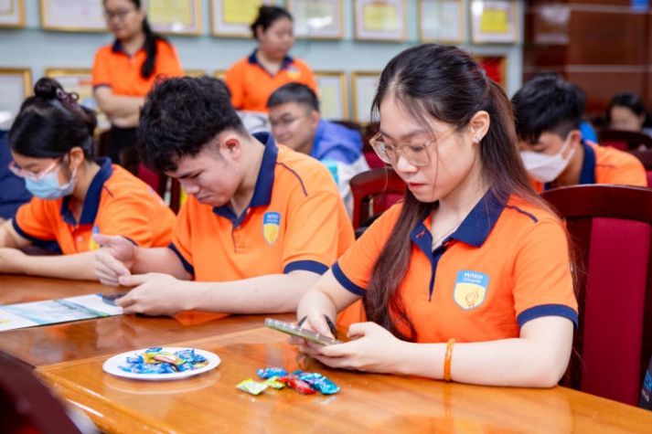 13Win 21 link không chặn Khoa Tiếng Anh thi tài tìm hiểu về  “Hành trình của Bác” 45