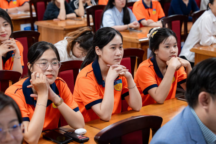 Giải mã văn hoá Trang Chủ 13Win.com Chính Thức Tặng 88k Trung Quốc: Hé lộ bí quyết hội nhập cho Tải app 13Win 61