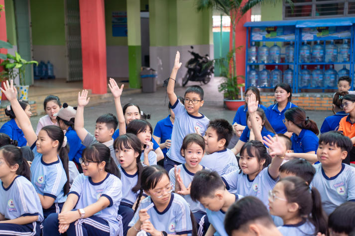 Hơn 200 em nhỏ đón mùa xuân yêu thương từ chương trình Xuân tình nguyện của Tải app 13Win 13win com Đăng ký 60K 63