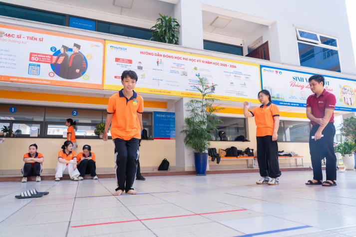 13Win 21 link không chặn Khoa Tài chính - Thương mại bứt phá thể lực tại Ngày hội Thanh niên khỏe 74