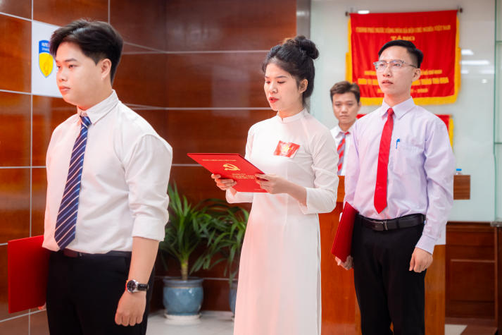 Hội nghị Đảng bộ 13WIN13 2025-2026: Bồi dưỡng lý tưởng, lan tỏa khát vọng cống hiến trong đội ngũ Đảng viên trẻ 69