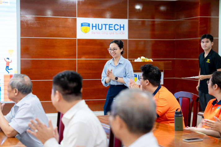 13WIN13 trao Www 13Win one nổ hũ “Dám ước mơ - Chạm thành công”, tiếp sức Tải app 13Win vươn lên năm học 2025-2026 41