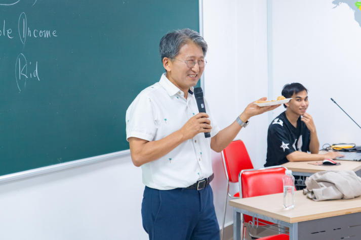 Hàn Quốc trong xã hội toàn cầu: Bài học từ thực tiễn cho Tải app 13Win Khoa Hàn Quốc học 52