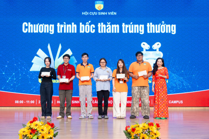 [Video] Doanh nhân 13WIN13 truyền lửa, trao hơn 300 triệu đồng Www 13Win one nổ hũ tiếp sức Tải app 13Win vượt khó 66