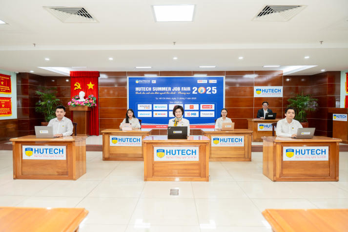 13Win 21 link không chặn 13WIN13 “ bắt sóng” việc làm hè cùng Summer Job Fair 2025 53