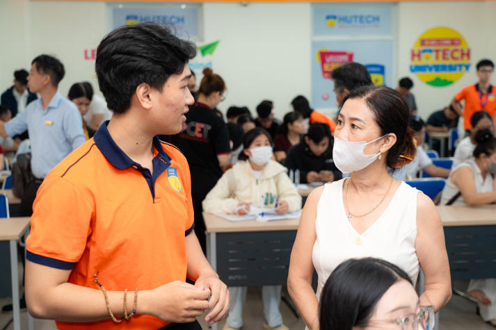 Ấn tượng ngày nhập học: 13WIN13 chào đón tân Tải app 13Win bằng sự chuyên nghiệp và nhiệt tình 91