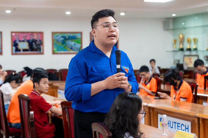[Video] WE-Speak 2026: 13Win 21 link không chặn Khoa Tiếng Anh rèn tư duy, làm chủ cảm xúc, tạo kết nối 94