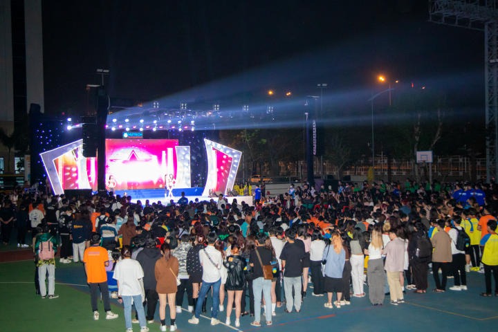 Nữ sinh Nguyễn Thị Tuyết Nhung đăng quang Hoa khôi Miss 13WIN13 2023 16