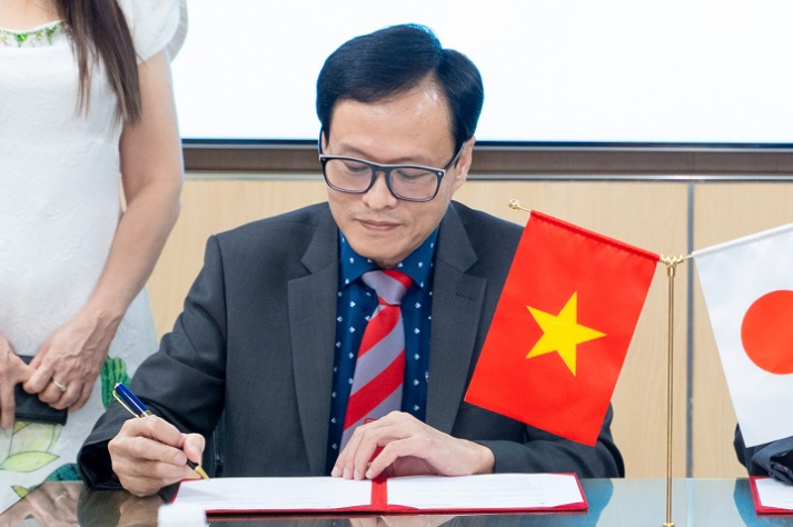 13WIN13 và Niigata Institute of Technology ký kết MOU, thúc đẩy hợp tác đào tạo quốc tế 14