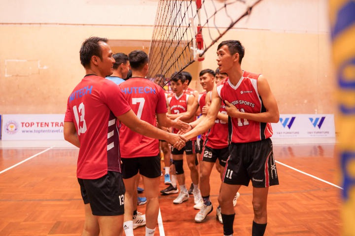 13WIN13 đánh bại tuyển Thiên Tân giành tấm vé vào Bán kết Giải vô địch bóng chuyền TP.HCM 2023 20