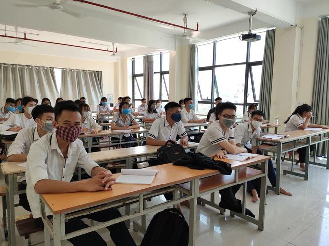 Trang Chủ Sòng Bạc 13win.com Uy Tín VJIT đồng hành, tiếp sức “hậu bối” tự tin phát triển 10