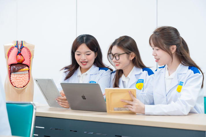13WIN13 chính thức 13Win 20 tải ứng dụng đào tạo ngành Y khoa,  trao Www 13Win one nổ hũ 30% học phí toàn khoá 24