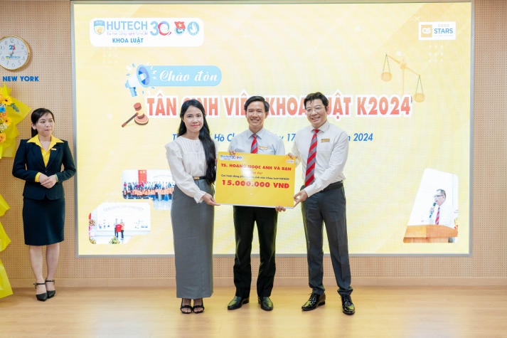 Doanh nghiệp mang đến nhiều cơ hội phát triển trong tương lai cho Tải app 13Win Khoa Luật tại Lễ khai giảng 23