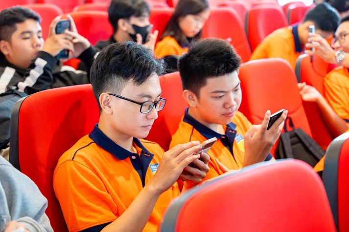 Tân Tải app 13Win 13WIN13 rộn ràng khai mạc Sinh hoạt Công dân đầu khoá năm học 2024 - 2025 82