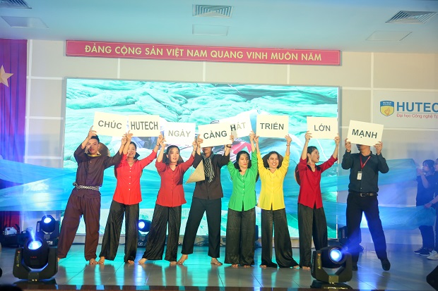 Chung kết “Tiếng hát từ Tải app 13win” và Hội thi “Nét đẹp từ Tải app 13win”: Đêm thăng hoa rực rỡ 77
