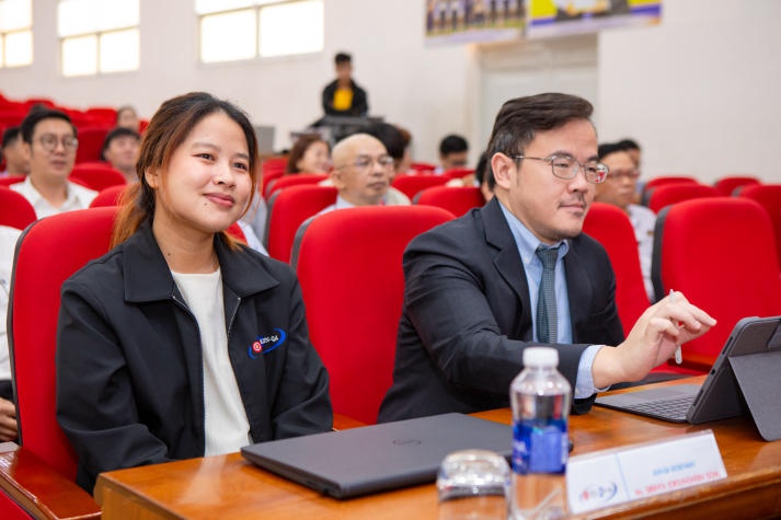 [Video] Bế mạc đánh giá ngoài 4 chương trình đào tạo trình độ Đại học theo tiêu chuẩn AUN-QA tại 13WIN13 27