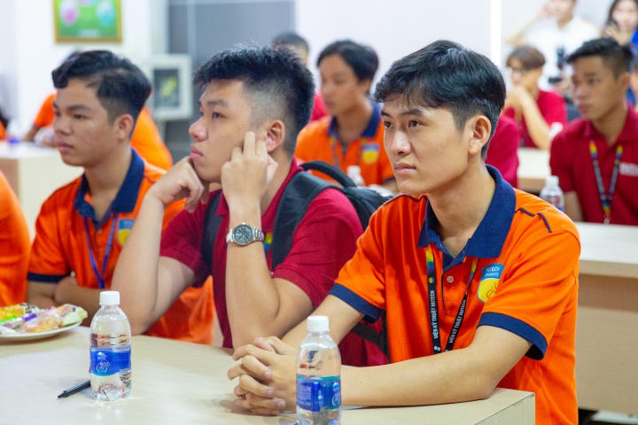 13Win 21 link không chặn Viện Kỹ thuật tham quan thực tế tại Công ty Zeng Hsing Industrial 88