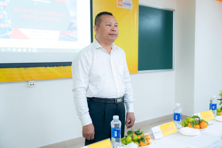 13WIN13 tổ chức thành công buổi bảo vệ luận văn/đề án 13Win13 link đăng nhập 13Win 22 miễn phí mỗi ngày Luật kinh tế - đợt 03 4