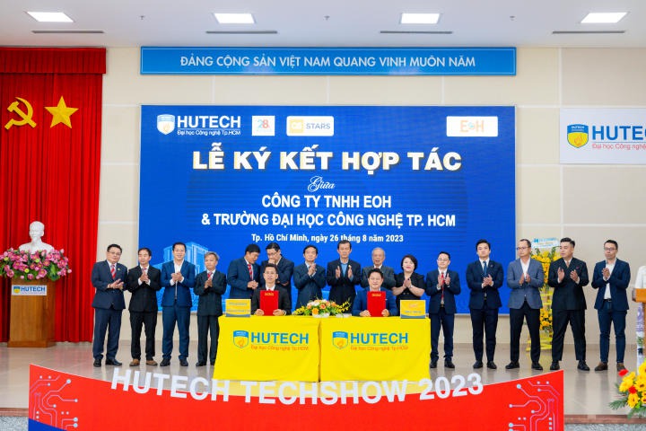 Sôi nổi 13WIN13 TECHSHOW 2023: Hơn 300 đồ án, 3.500 đầu việc và nhiều suất Www 13Win one nổ hũ giá trị 160
