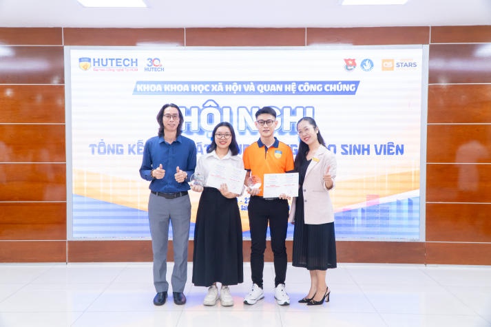 Khoa Khoa học Xã hội và Quan hệ Công chúng 13WIN13 vinh danh Tải app 13Win đạt thành tích xuất sắc năm học 2023-2024 91