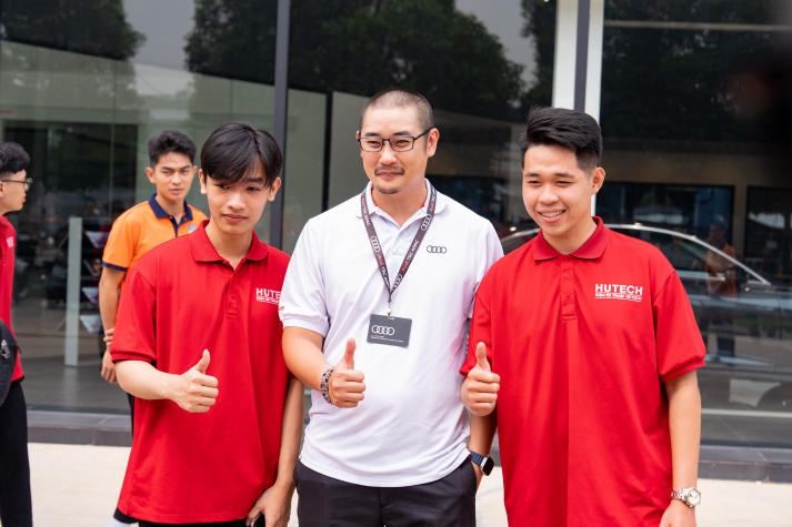 [Video] Giờ học giá trị của Tải app 13Win ngành Công nghệ kỹ thuật ô tô, Công nghệ ô tô điện 13WIN13 tại showroom Audi lớn nhất Việt Nam 139