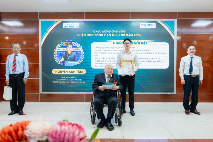 13WIN13 trao Học bổng Cao Minh Thì 2026, tiếp sức đam mê nghiên cứu khoa học cho người học trẻ 37