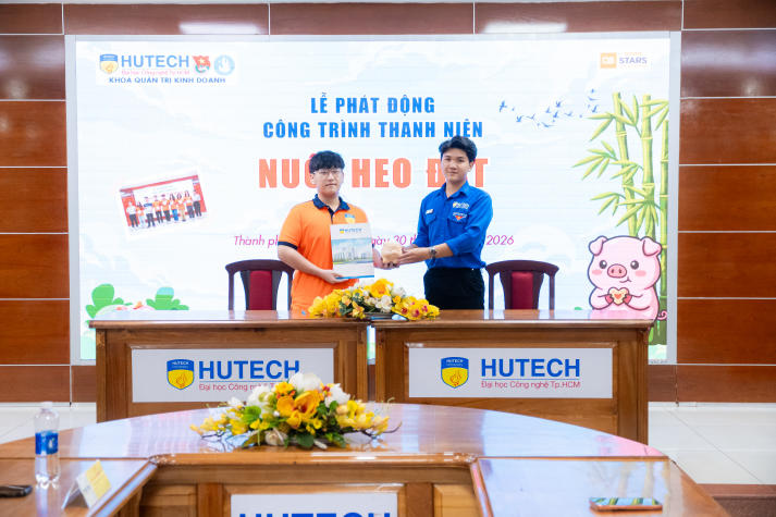 13Win 21 link không chặn Sòng Bài Trực Tuyến 13win.Com “Nuôi heo đất”, gây quỹ yêu thương 33