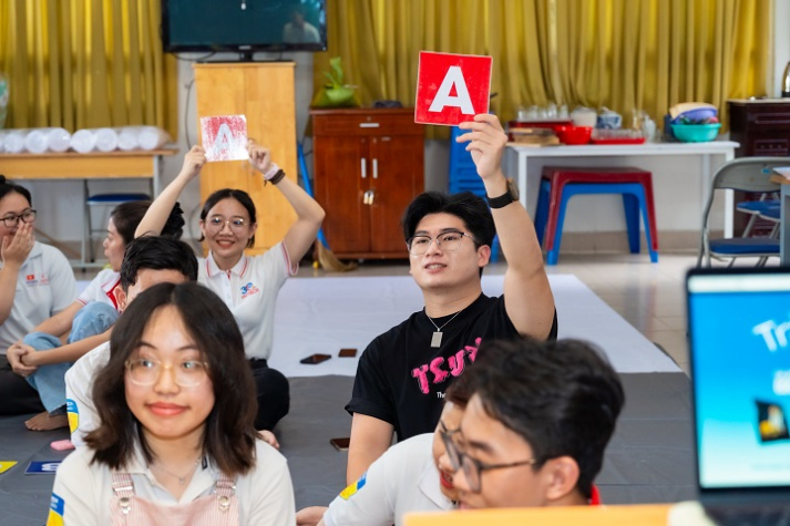 Ngày hội Trang Chủ Sòng Bạc 13win.com Uy Tín VJIT 2025: Gắn kết tình thân các thế hệ 37