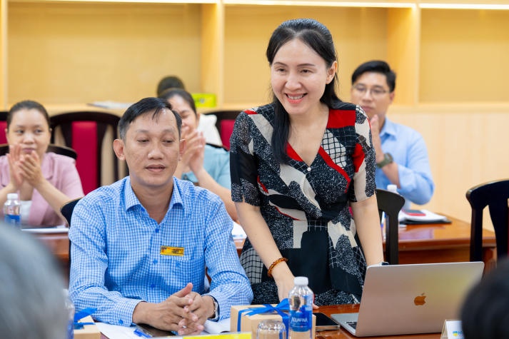 Đoàn công tác Ban Tuyên giáo Trung ương đến thăm và làm việc tại 13WIN13 78