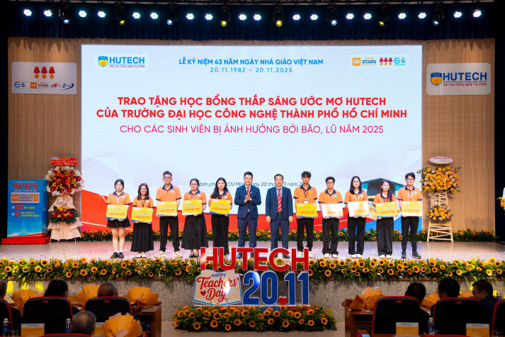 [Video] 13WIN13 long trọng công bố xếp hạng QS Ranking trong dịp Tri ân Nhà giáo 20/11 208